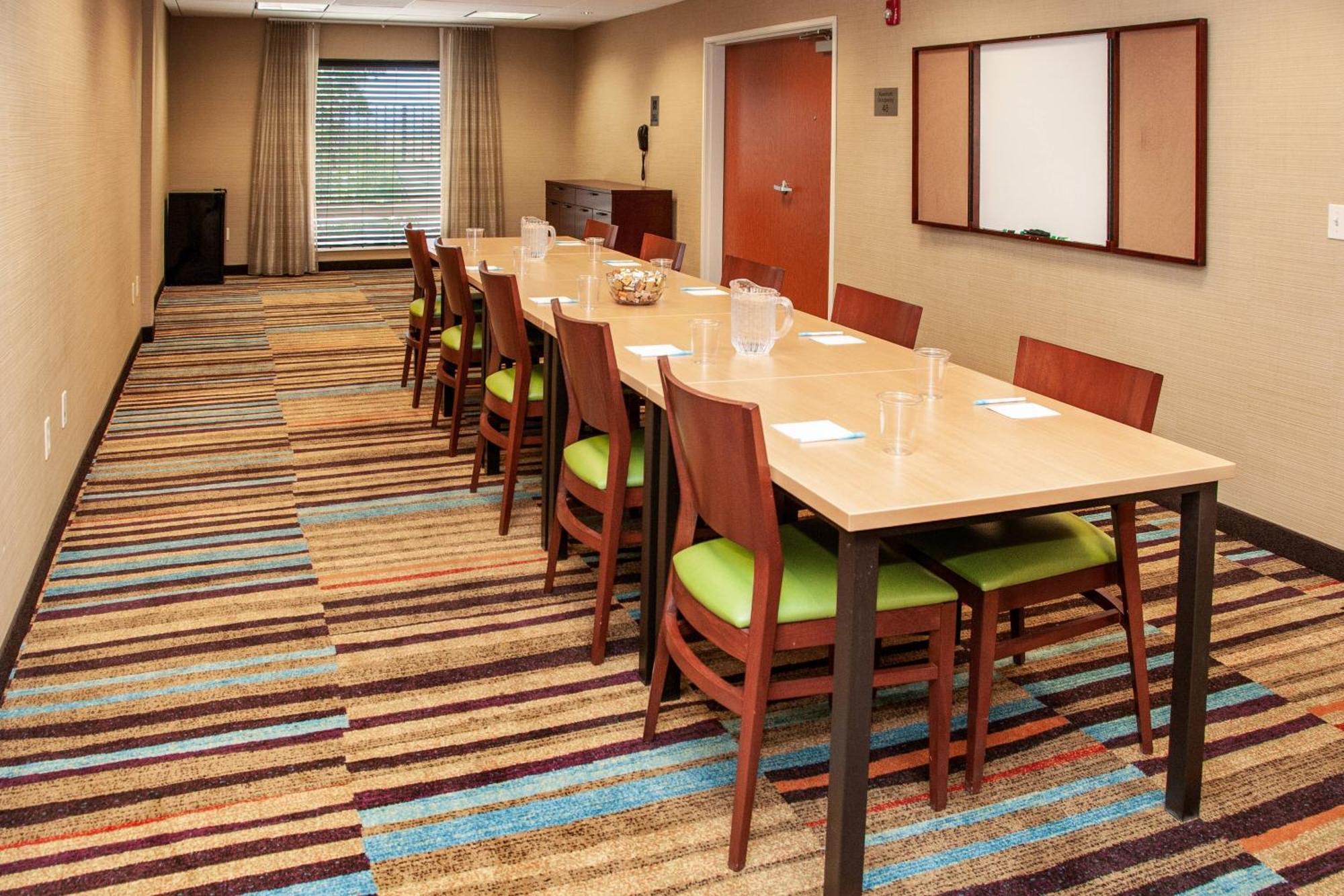 Fairfield Inn And Suites By Marriott Colorado Springs North Air Force Academy Gleneagle Esterno foto